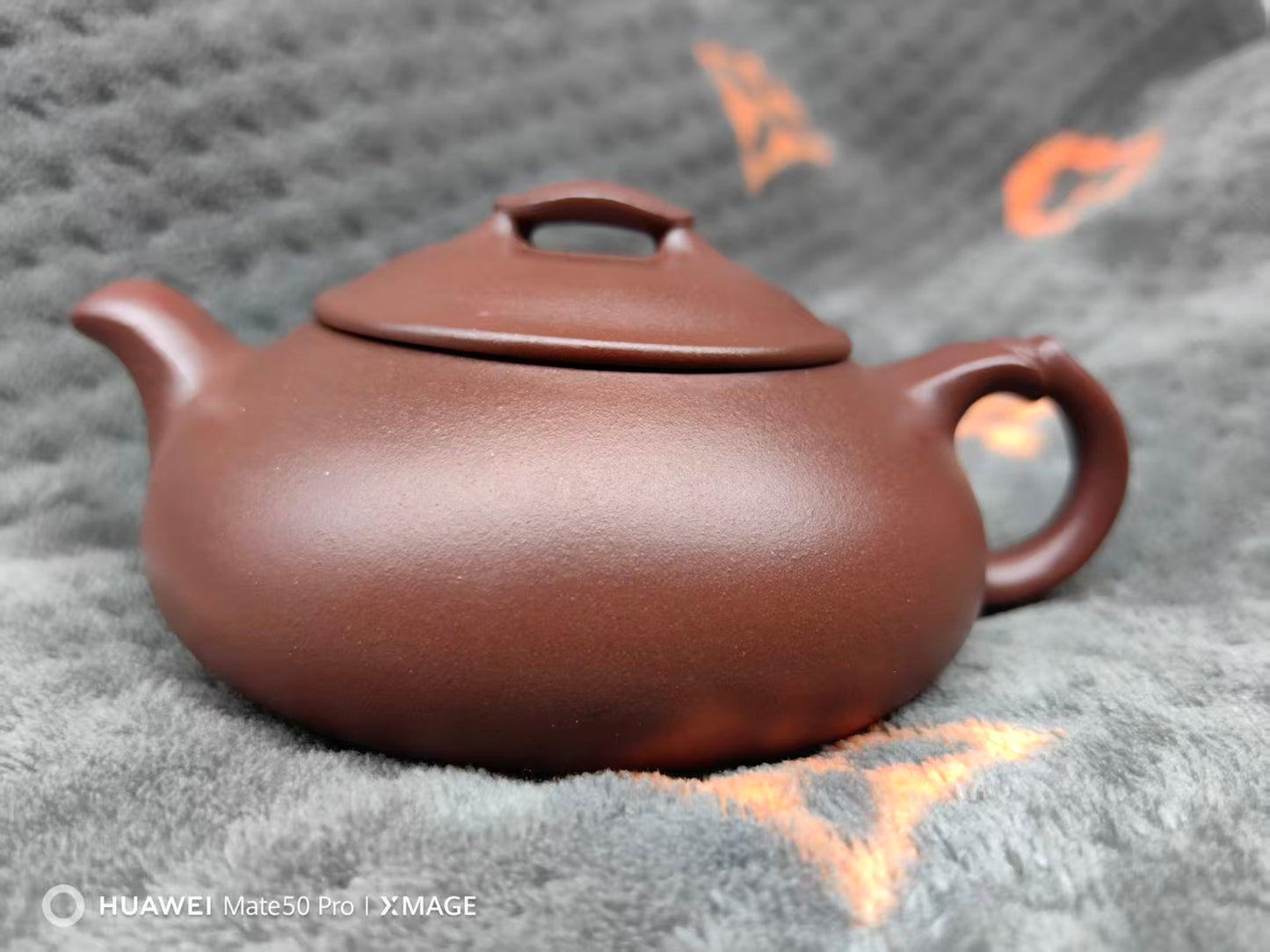 Yixing Zisha “Ai Shi Piao” Teapot 160ml – Handmade Zini Purple Clay Gongfu Teapot