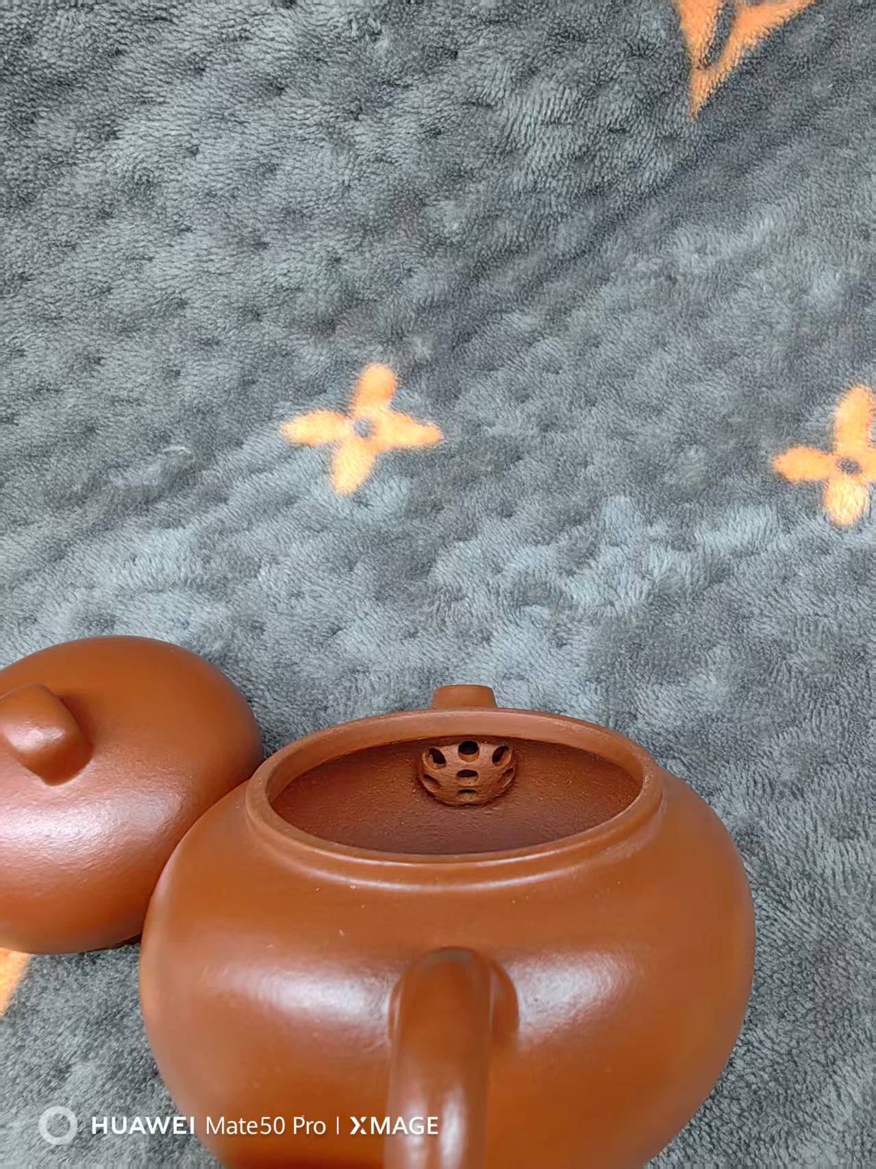 Yixing Zisha “Huanxi” Teapot 140ml – Handmade Zhuni Purple Clay Teapot