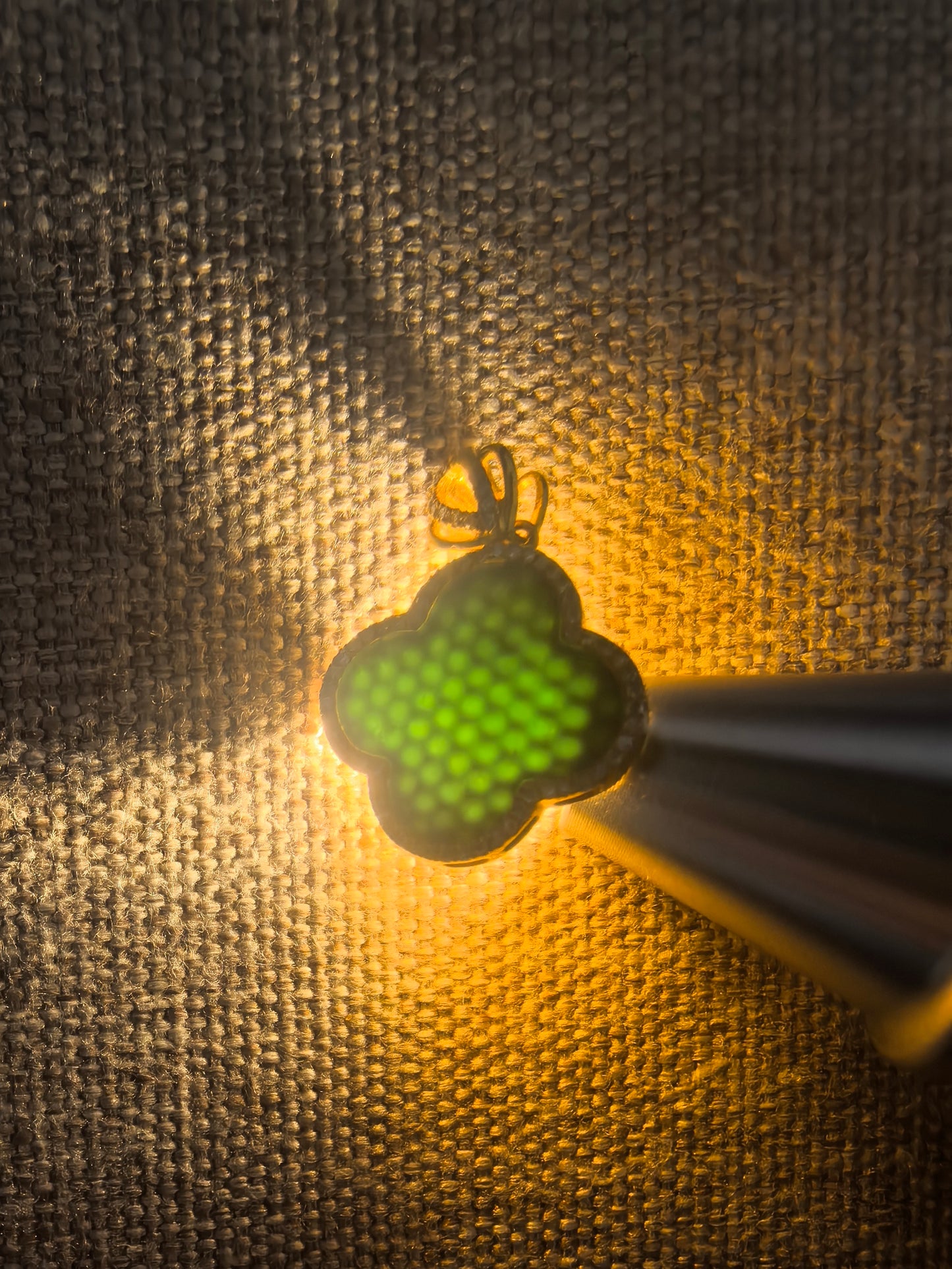 Natural Grade-A 18K Gold-Set Ink Jadeite Four-Leaf Clover Pendant · Burmese Jade