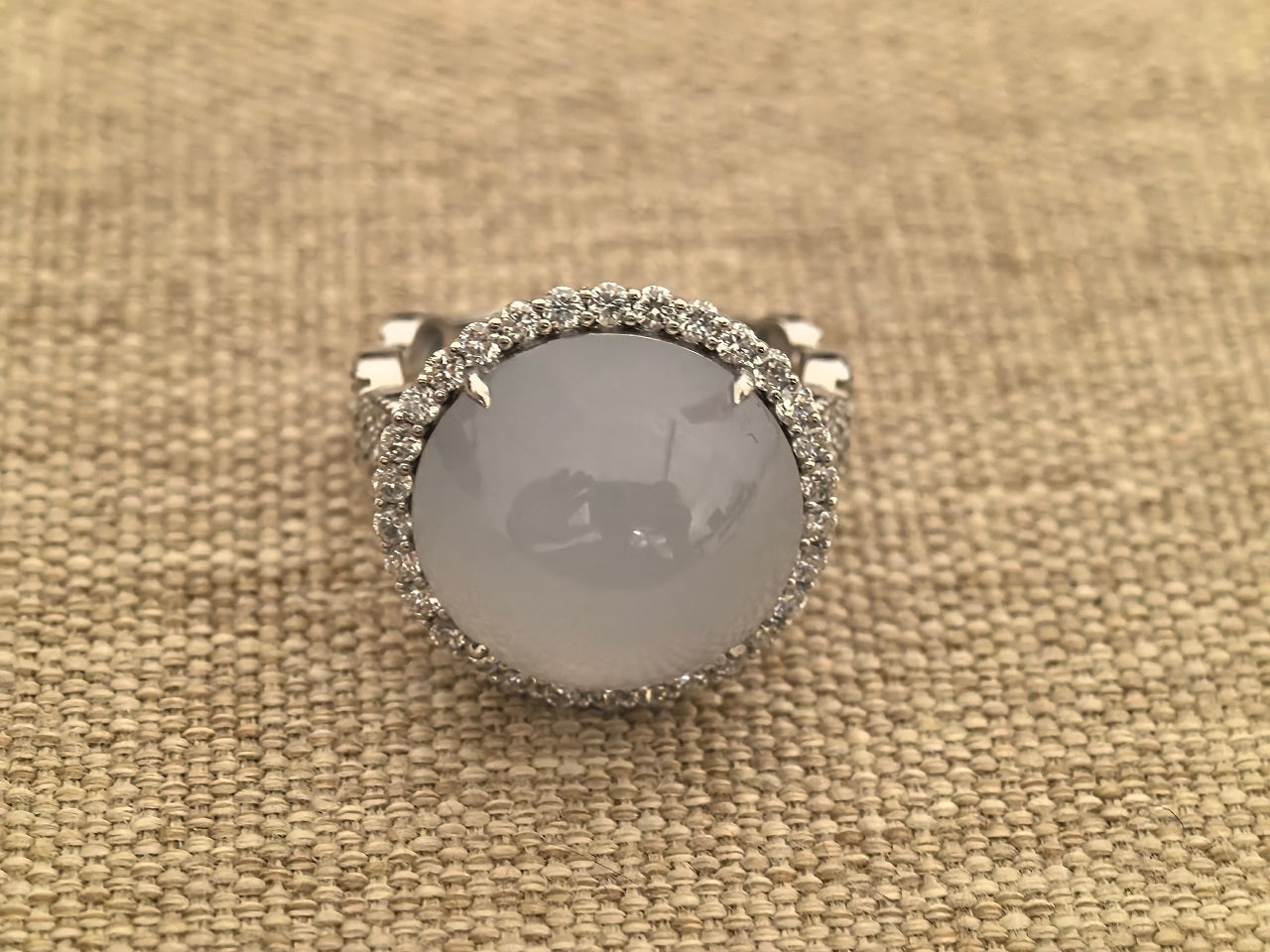 Natural Grade-A Jadeite “Pigeon-Egg” Cabochon Ring – Glutinous-Icy Burmese Jade, Platinum Pt950 Setting