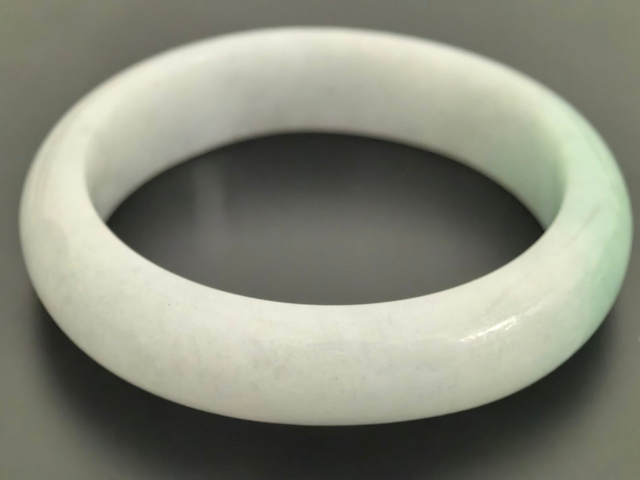 Natural Grade-A Jadeite Bangle – Pale Green Glutinous Burmese Jade D-Shape 54.5mm