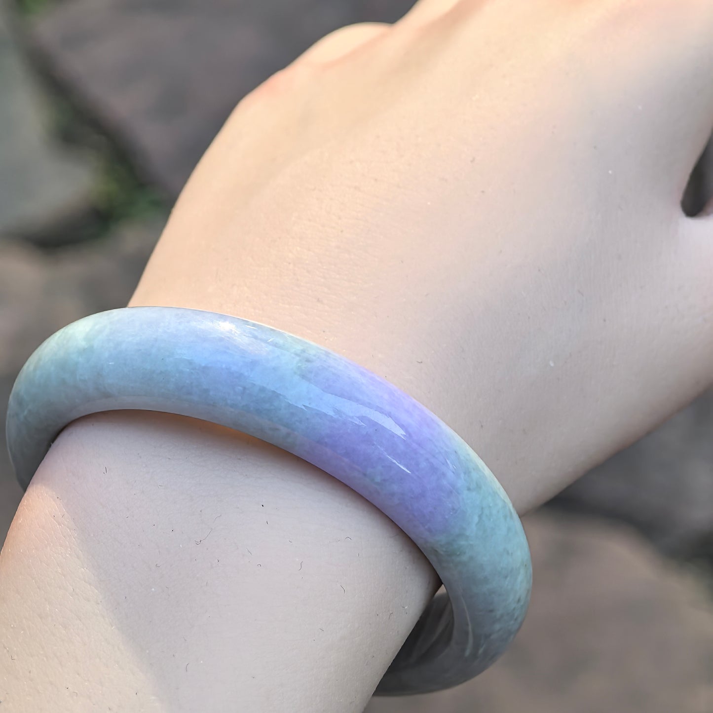 Natural Grade-A Jadeite Bangle – Lavender Section Glutinous Burmese Jade 53mm