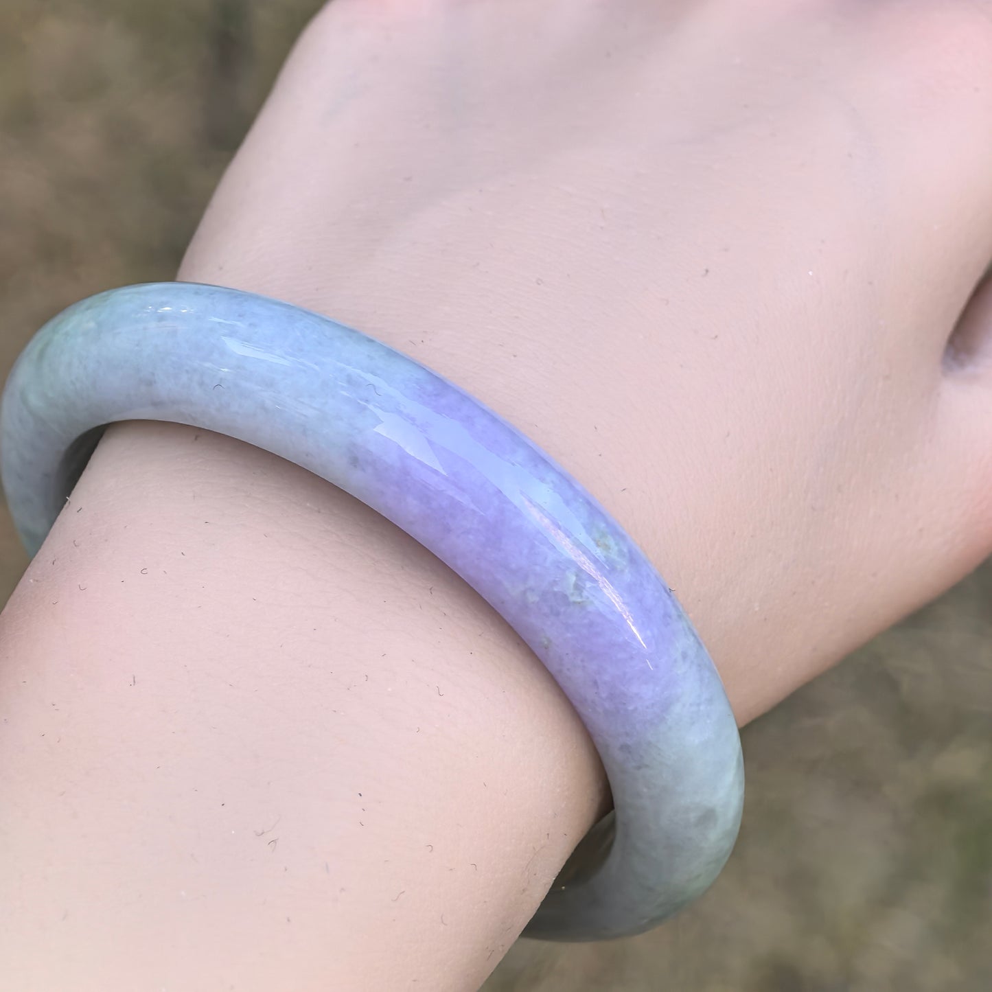 Natural Grade-A Jadeite D-Shape Bangle – Pale Green & Lavender Burmese Jade 58mm