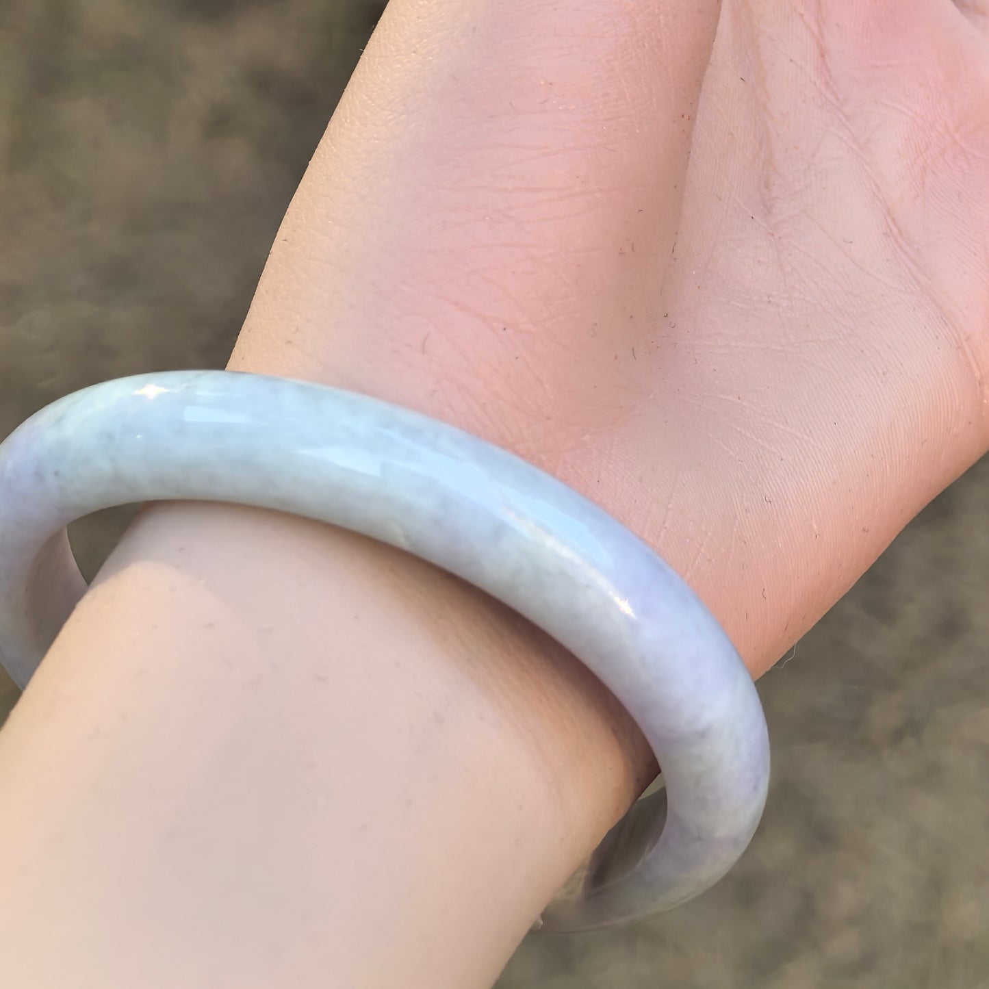 Natural Grade-A Jadeite D-Shape Bangle – Soft Lavender Bean-Glutinous Burmese Jade 59mm