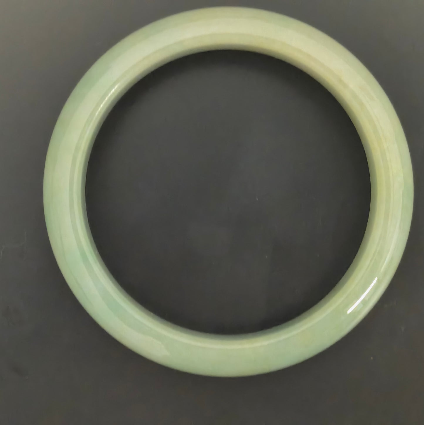 Natural Grade-A Jadeite Bangle – Oil-Green Glutinous Burmese Jade 54mm