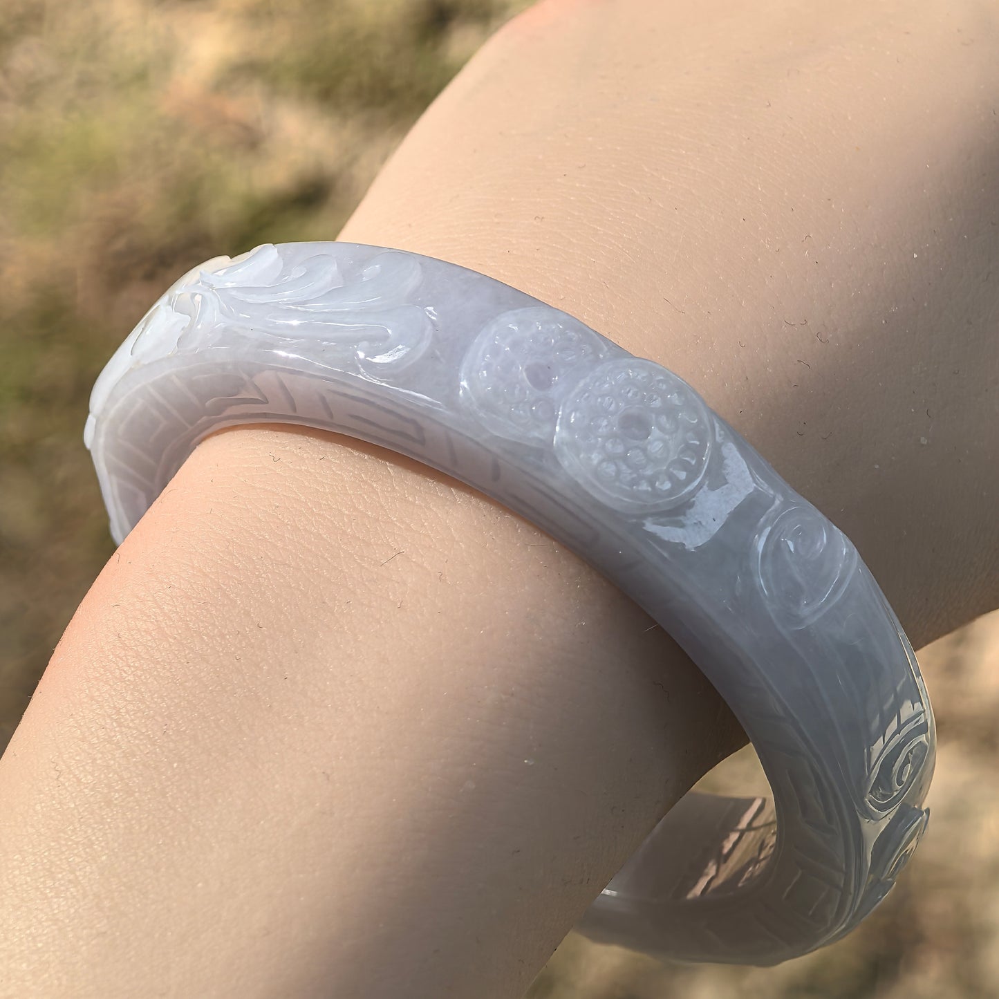 Natural Grade-A Jadeite Bangle – Large Carved Pale Glutinous Burmese Jade 60mm