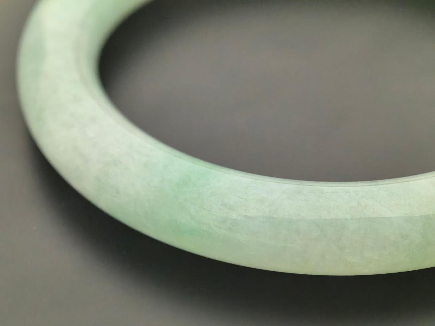 Natural Grade-A Jadeite Bangle – Light Apple Green Icy Glutinous Burmese Jade 53mm