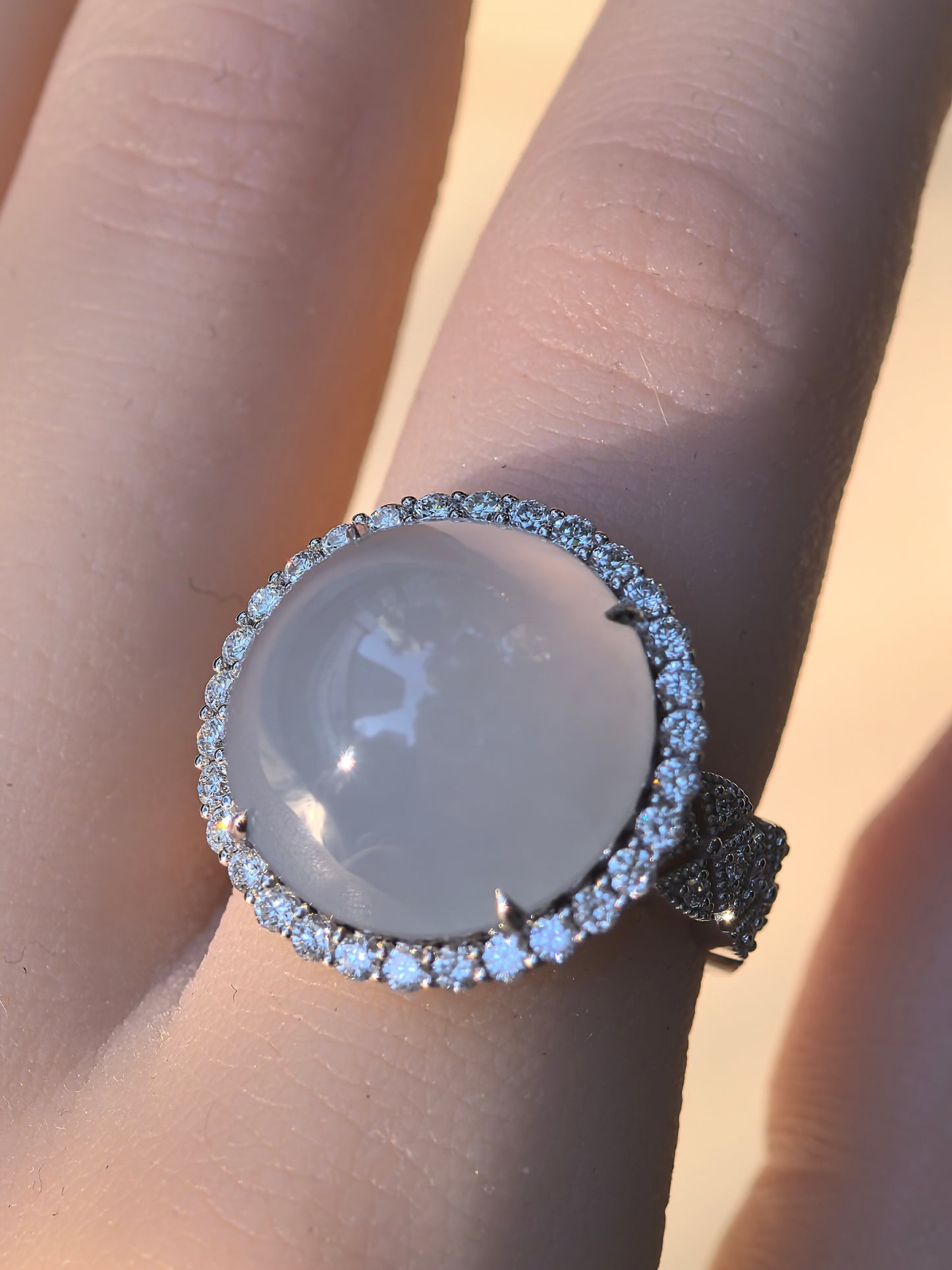 Natural Grade-A Jadeite “Pigeon-Egg” Cabochon Ring – Glutinous-Icy Burmese Jade, Platinum Pt950 Setting