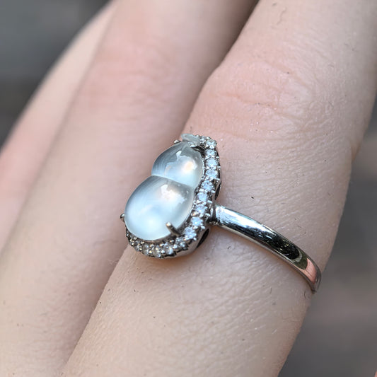Natural Grade-A Jadeite High-Ice Gourd Hulu 18K Gold Ring · Burmese Jade