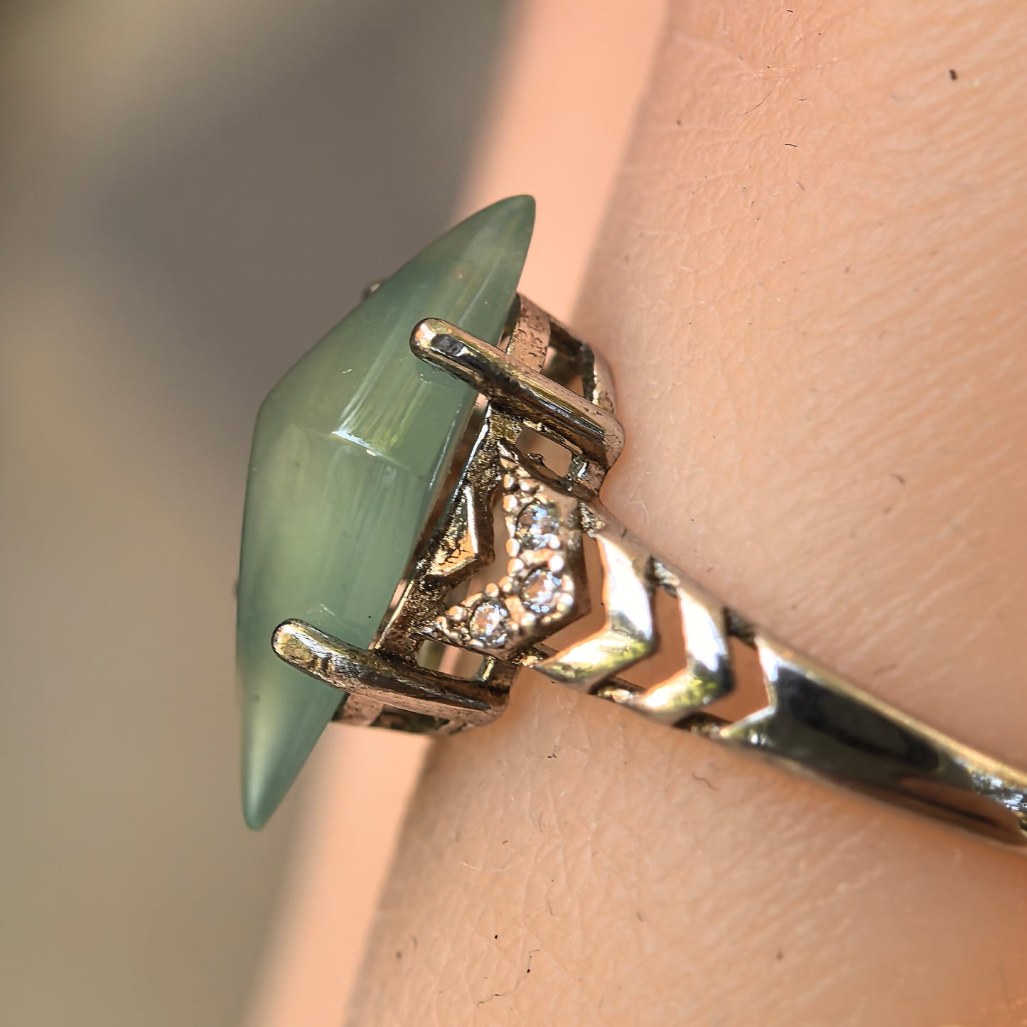 Natural Grade-A Silver-Set Icy Lake Green Faceted Jadeite Ring · Burmese Jadeite