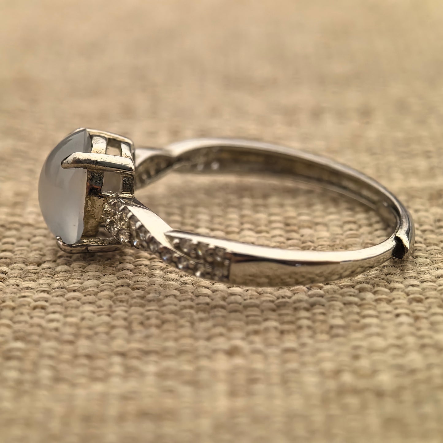 Natural Grade-A Silver-Set High Icy White Jadeite Ring · Burmese Jadeite