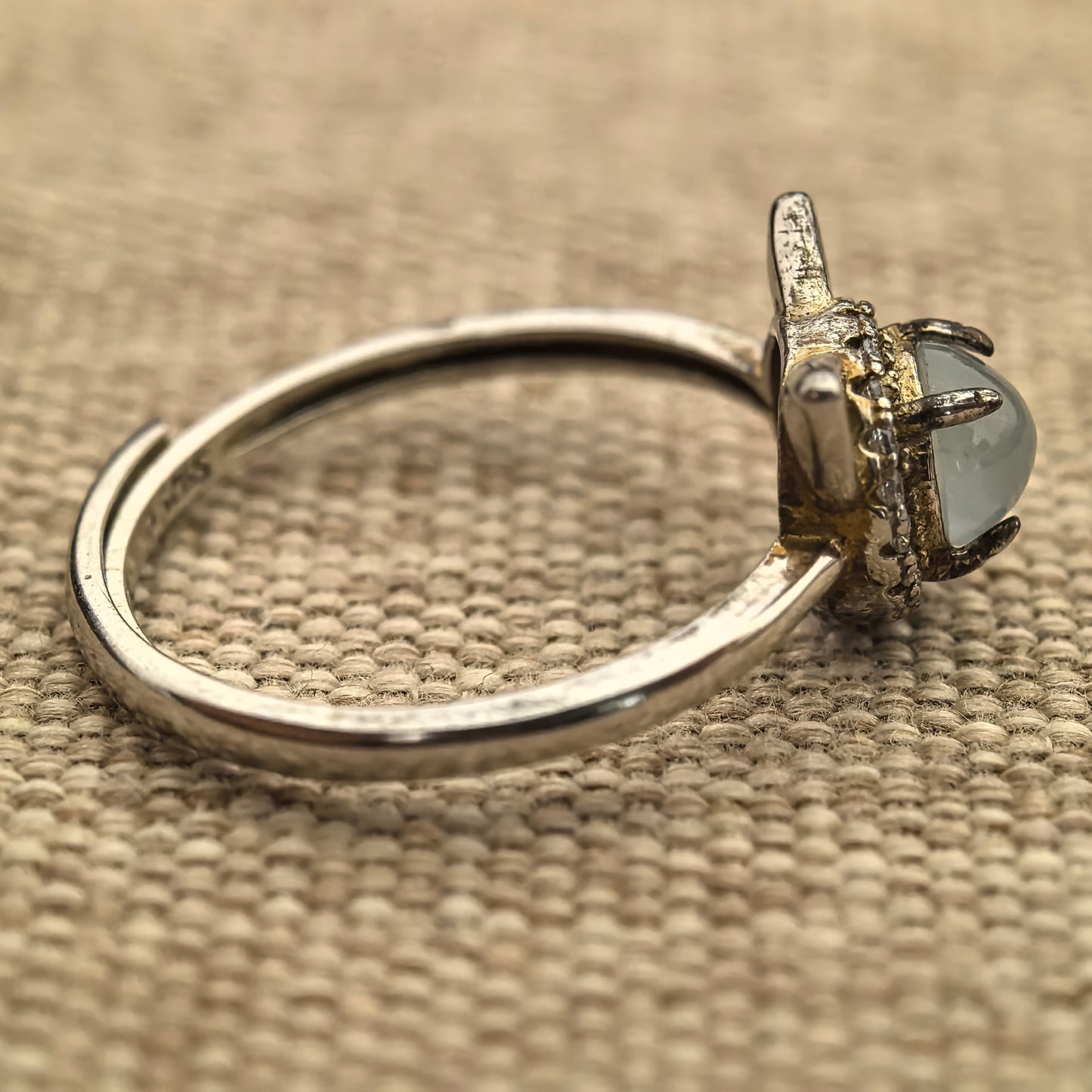 Natural Grade-A Silver-Set Icy White Cat Jadeite Ring · Burmese Jadeite