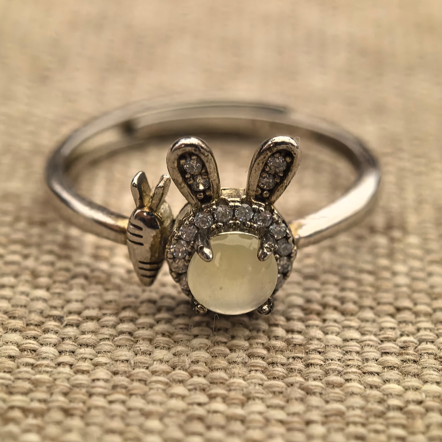 Natural Grade-A Silver-Set Icy White Bunny Jadeite Ring · Burmese Jade