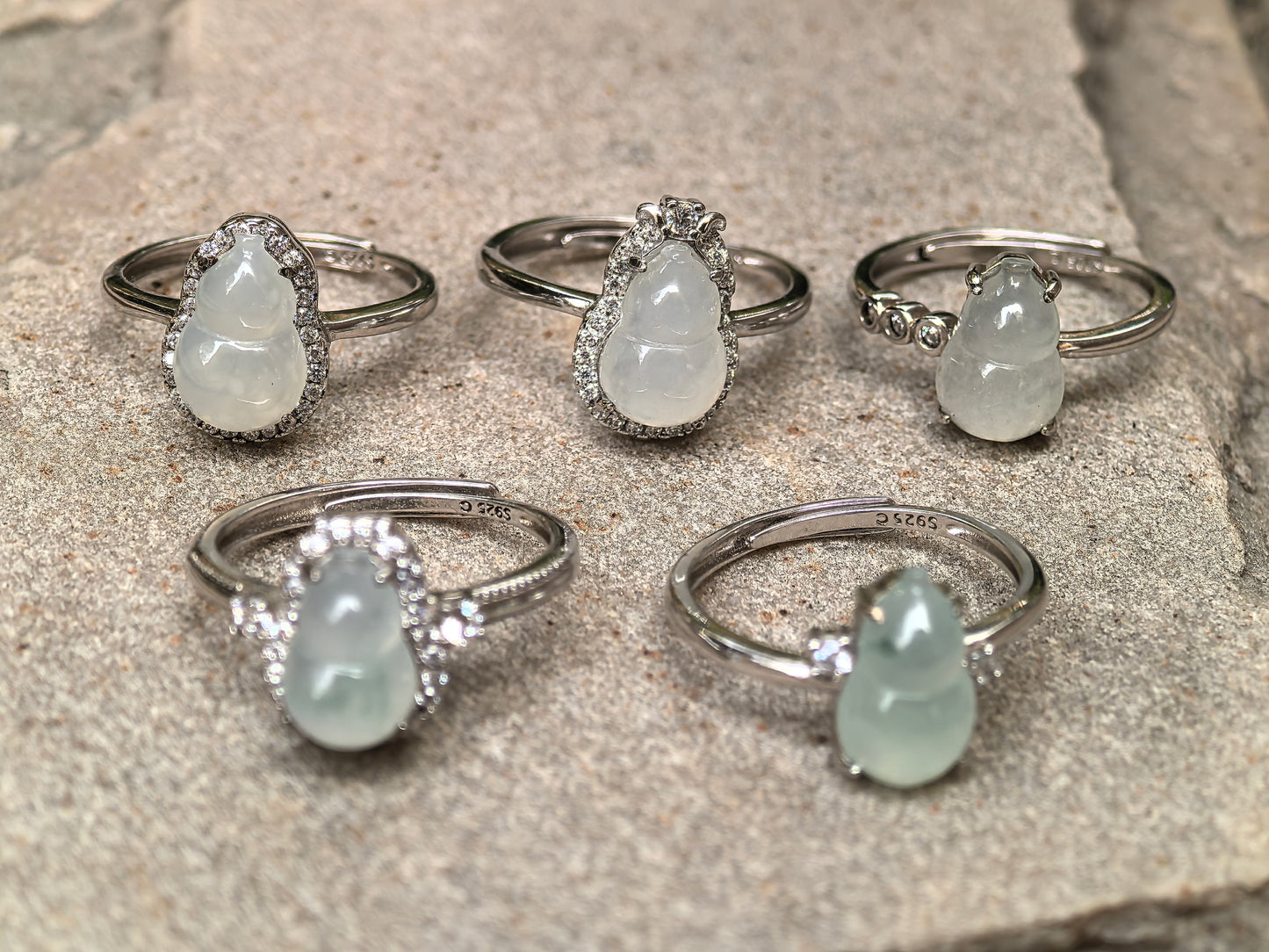 Natural Grade-A Silver-Set Icy Glutinous Gourd (Hulu) Jadeite Ring · Burmese Jadeite