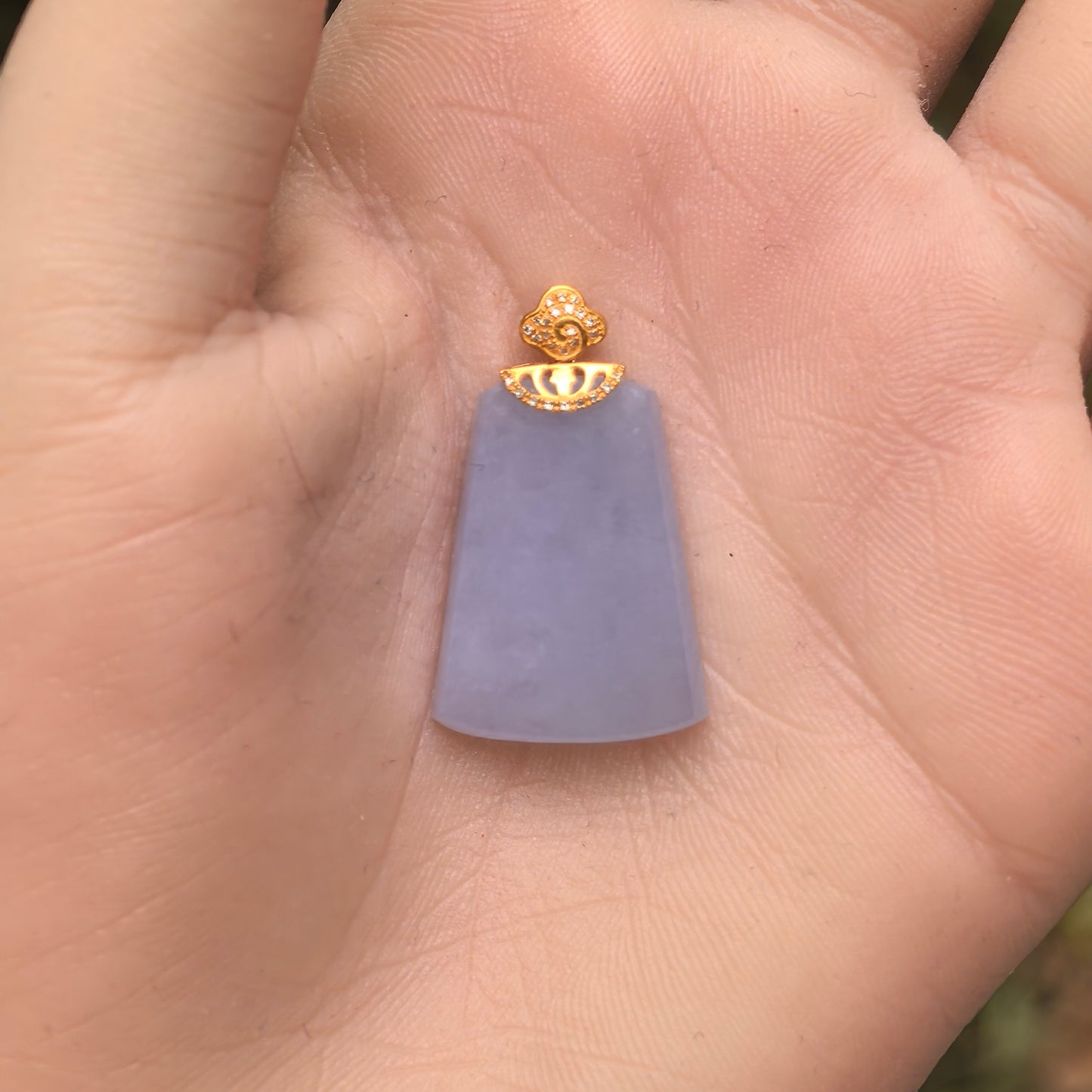 Natural Grade-A Icy Lavender Jadeite Plain Plaque Pendant in 18K Gold · Burmese Jadeite