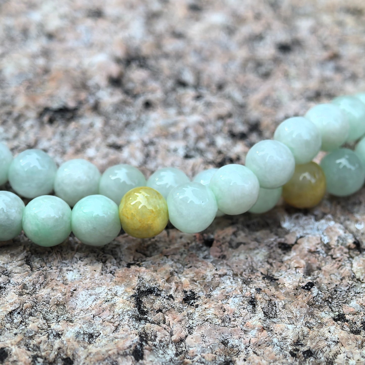 Natural Grade-A Jadeite Glutinous Light Green Bead Multi-Wrap Strand · Burmese Jade 5,8mm