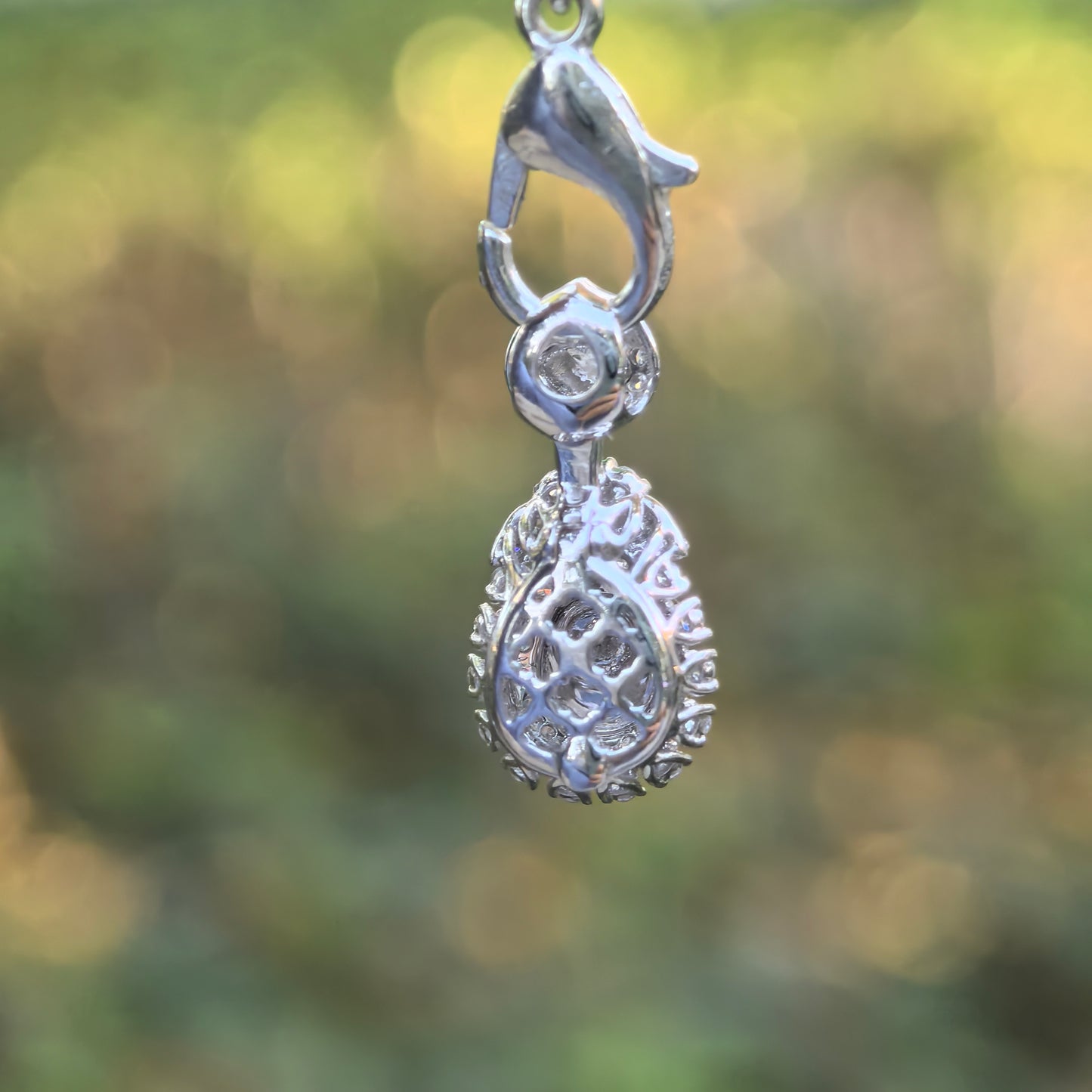 Natural Grade-A Jadeite Imperial Green Teardrop Pendant in 18K Gold with Diamond Halo · Burmese Jade