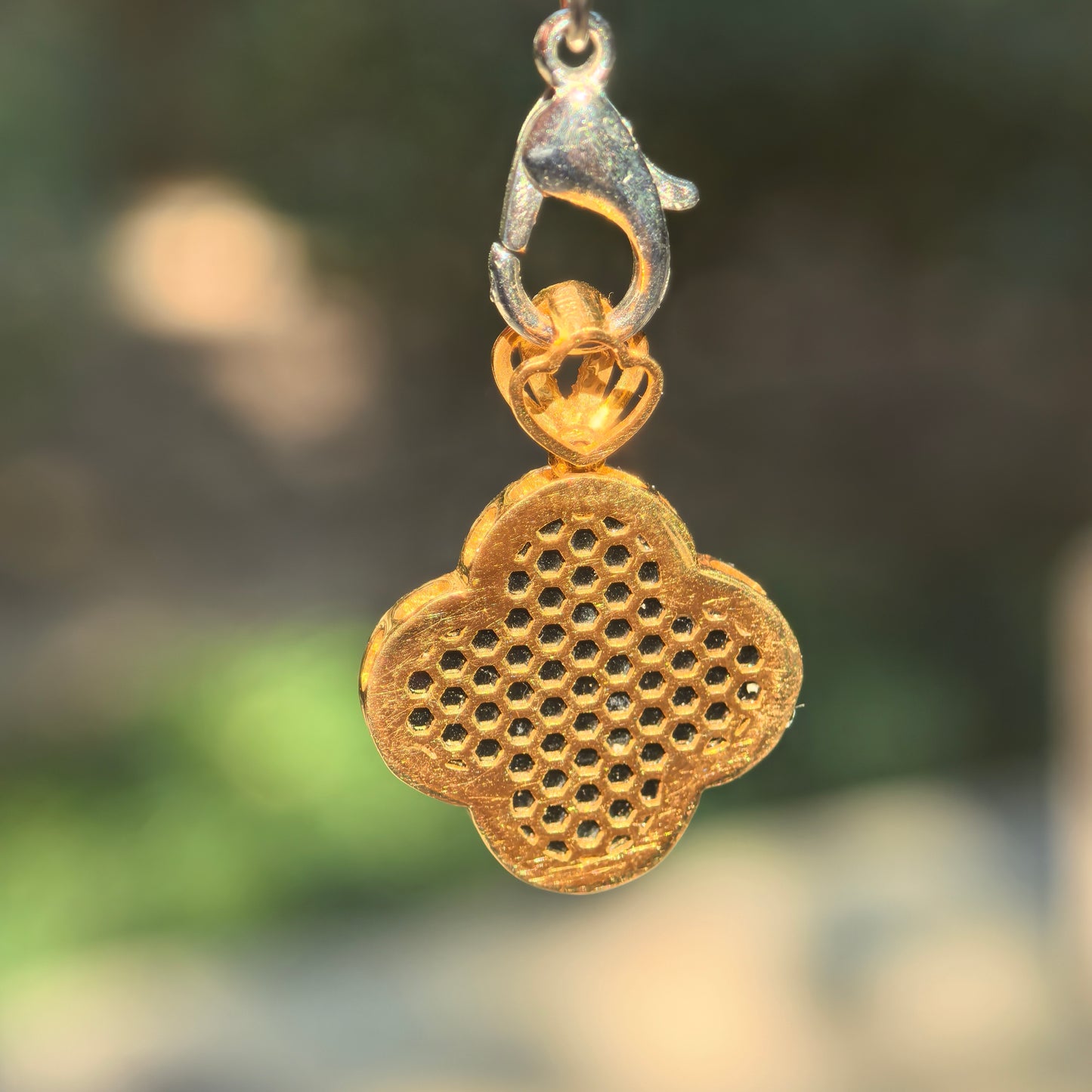 Natural Grade-A 18K Gold-Set Ink Jadeite Four-Leaf Clover Pendant · Burmese Jade